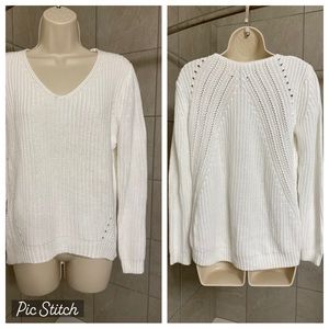 EUC Ann Taylor Loft white high/low long sleeved cotton sweater, size Medium